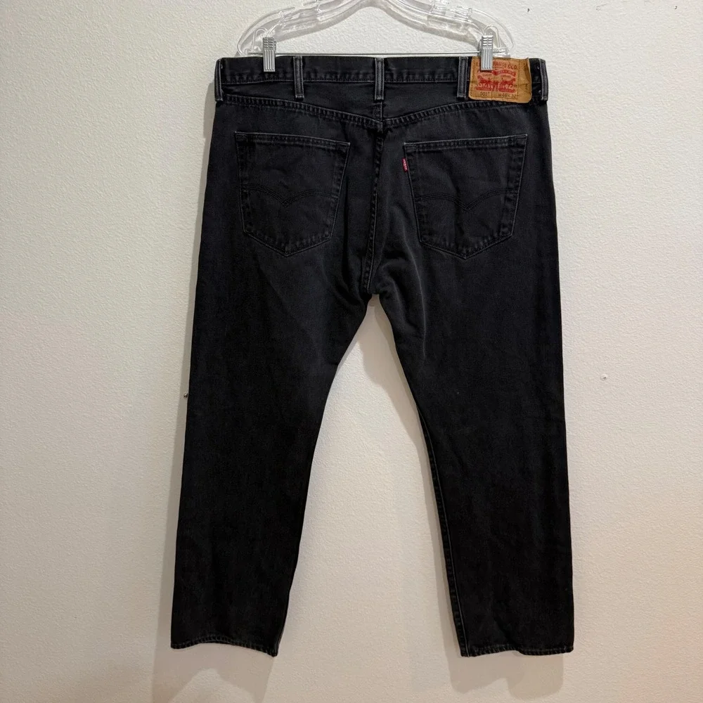 Levis 501 Original Fit Mens Black Straight Leg Button Fly Denim Jeans 40x32